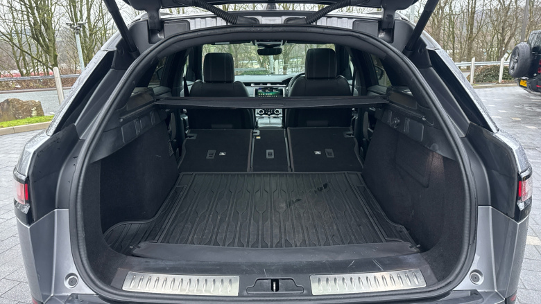 Land Rover Range Rover Velar 2.0 D240 R-Dynamic HSE 5dr Auto Diesel Estate